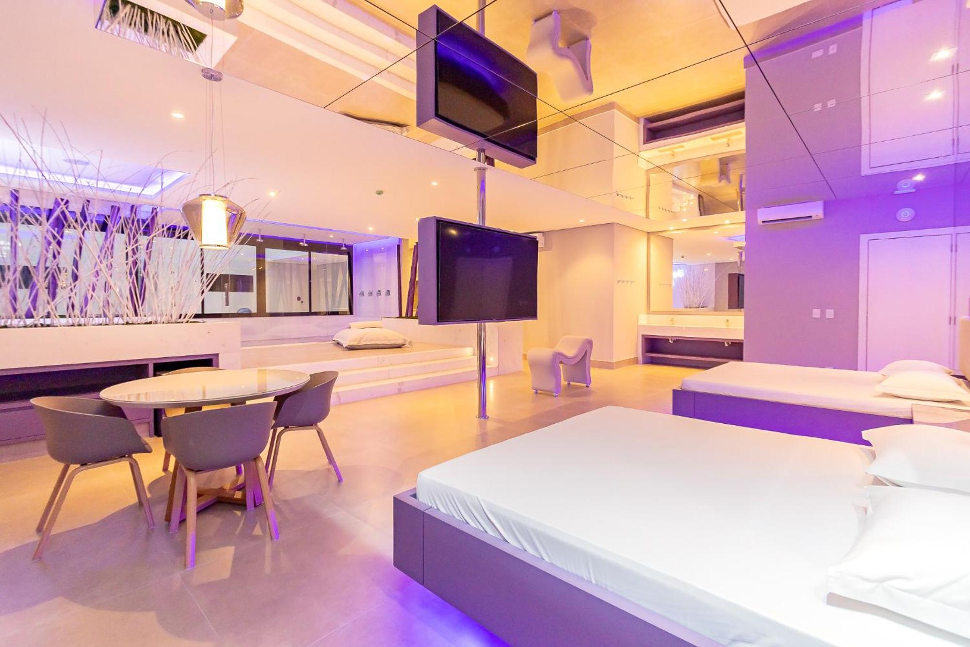 Poeme Motel By Drops São José dos Pinhais Extérieur photo